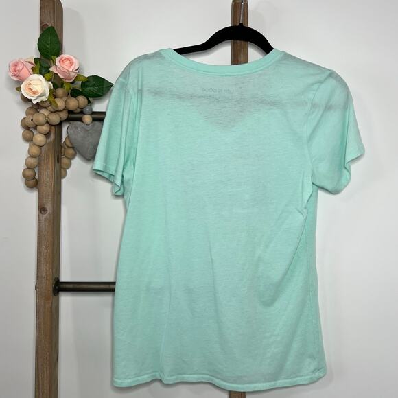 Life is Good Short Sleeve V Neck Green T Shirt Size Medium - Picture 5 of 7